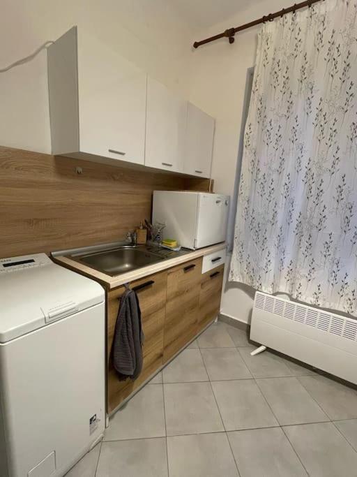 Lovely And Super Central Two-bedroom Apartament