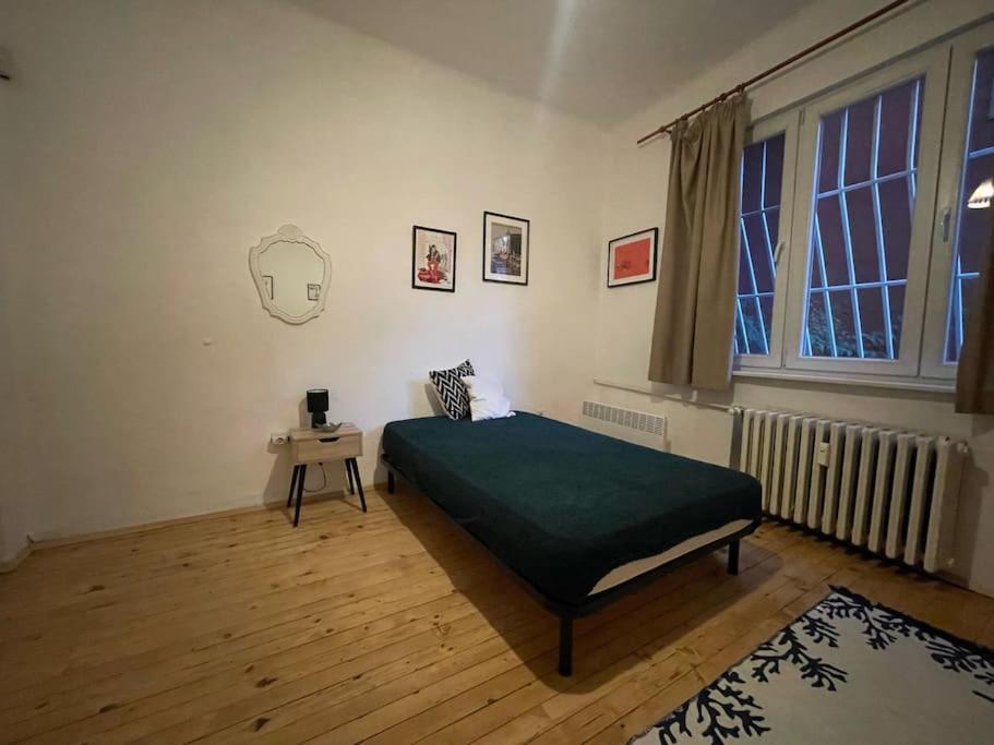 Lovely And Super Central Two-bedroom * Sofia