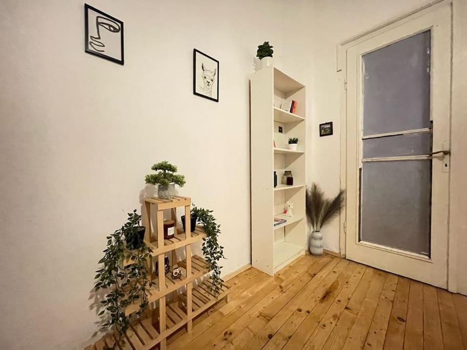 Lovely And Super Central Two-bedroom Apartament *